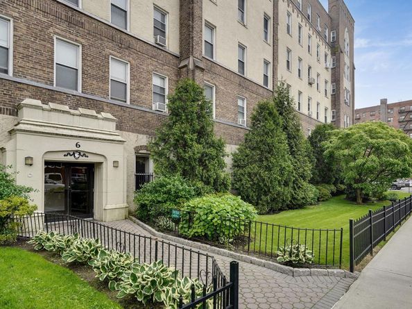 472 Gramatan Avenue CC3, Mount Vernon NY 10552