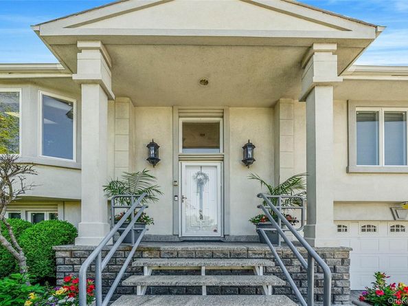 100 Mark Lane, Atlantic Beach NY 11509