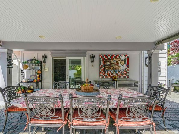 100 Mark Lane, Atlantic Beach NY 11509