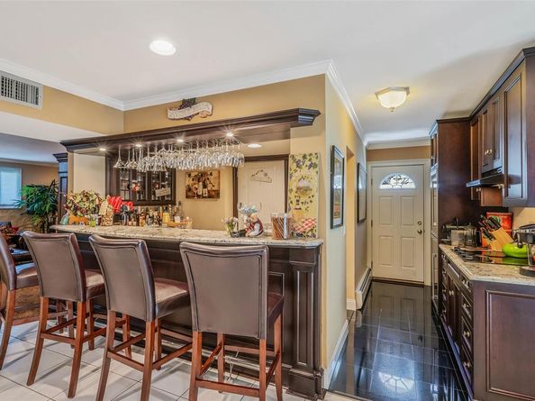 100 Mark Lane, Atlantic Beach NY 11509