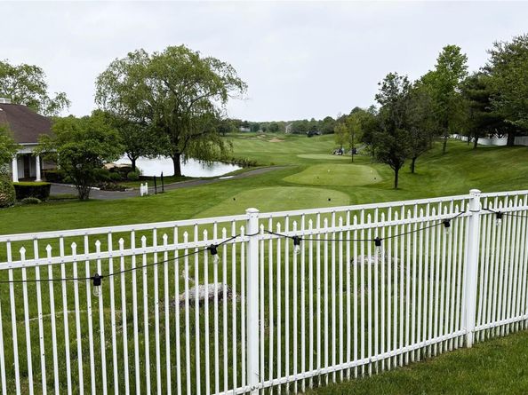 5 Hamlet Drive, Mount Sinai NY 11766
