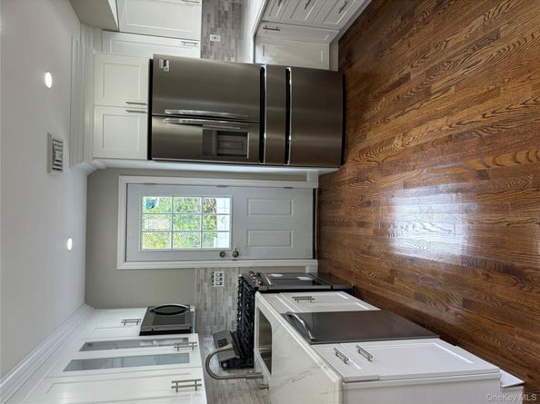 14 Chenango Drive, Bay Shore NY 11706