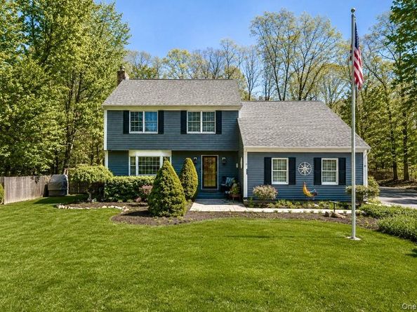 283 Pipe Stave Hollow Road, Miller Place NY 11764