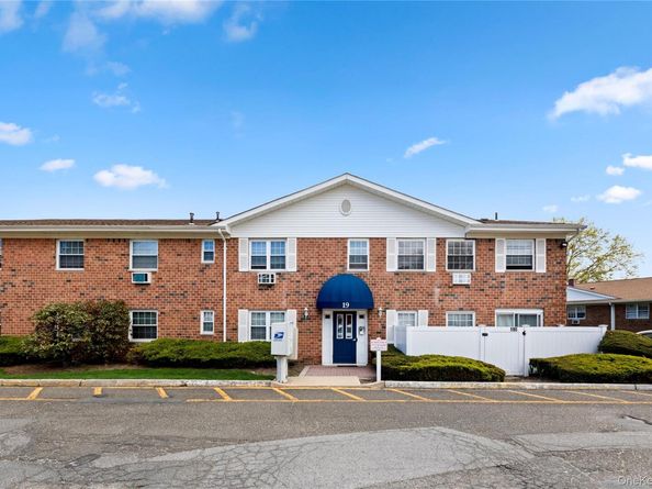460 Old Town Road 19H, Port Jefferson Station NY 11776