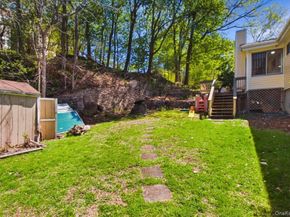 40 Donald Drive, Hastings-on-Hudson NY 10706