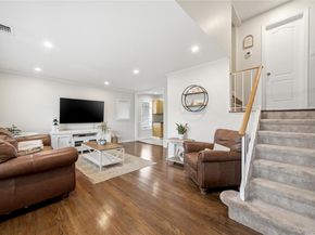 237 Woodlawn Avenue, Saint James NY 11780