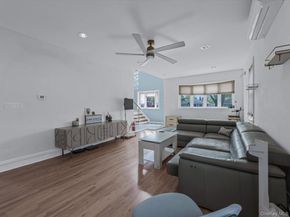 252-15 82nd Avenue, Bellerose NY 11426