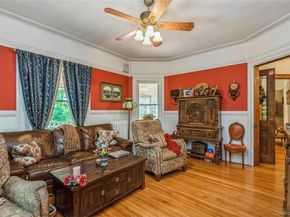 110 Red Spring Lane, Glen Cove NY 11542