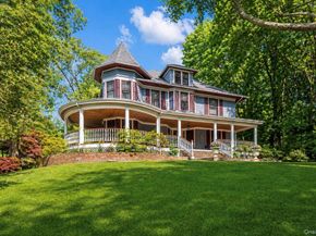 110 Red Spring Lane, Glen Cove NY 11542