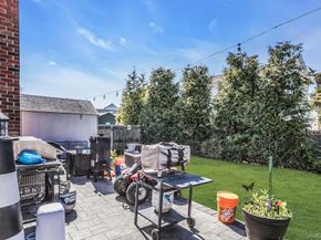 12 Spring Street, Lindenhurst NY 11757