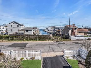 12 Spring Street, Lindenhurst NY 11757