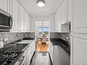 4555 Henry Hudson Parkway A908, Bronx NY 10471