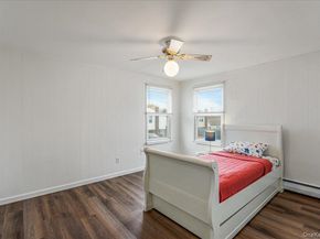 38 7th Street, Garden City Park NY 11040