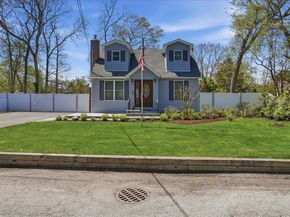 134 Washington Drive, Mastic Beach NY 11951
