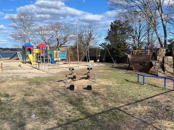 6 Roberts Lane, East Moriches NY 11940