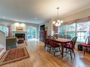 34 Paddington Circle, Smithtown NY 11787
