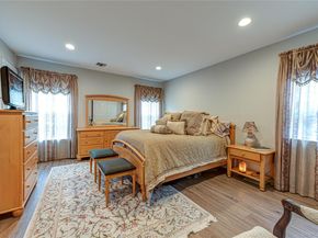 34 Paddington Circle, Smithtown NY 11787