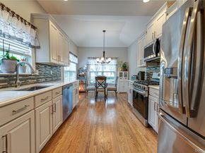 34 Paddington Circle, Smithtown NY 11787