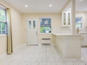 164-38 76th Road, Fresh Meadows NY 11366