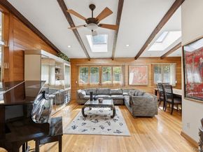 8 Pasadena Drive, Plainview NY 11803