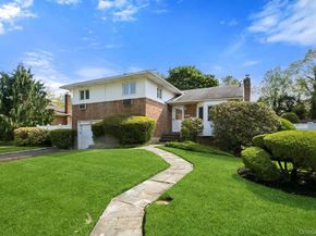 8 Pasadena Drive, Plainview NY 11803
