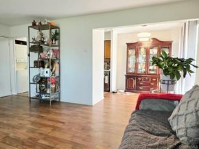 2E Ethan Allen Court, Ridge NY 11961