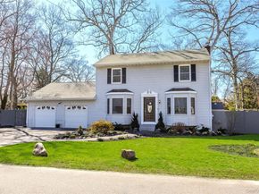 58 Freya Road, Rocky Point NY 11778