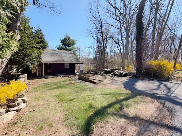 6 N Shenorock Drive, Yorktown Heights NY 10598