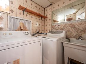 13010 227th Street, Laurelton NY 11413