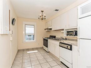 108 Hempstead Avenue, Lynbrook NY 11563