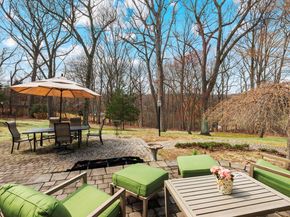 10 Old Route 25A, Northport NY 11768