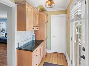 10 Old Route 25A, Northport NY 11768