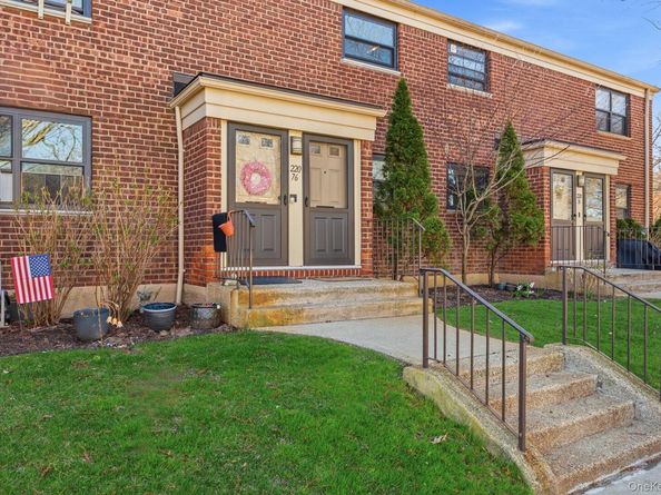 220-76 75th Avenue 180A2, Bayside NY 11364