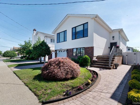 16207 85th Street, Howard Beach NY 11414