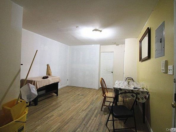 10448 38th Avenue, Corona NY 11368