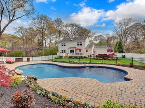 19 Oakwood Avenue, Miller Place NY 11764