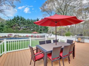 19 Oakwood Avenue, Miller Place NY 11764
