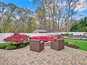 19 Oakwood Avenue, Miller Place NY 11764