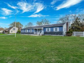1 Whitman Drive, Medford NY 11763