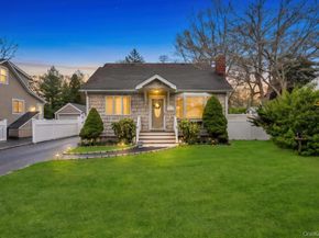 5 Washington Avenue, East Islip NY 11730
