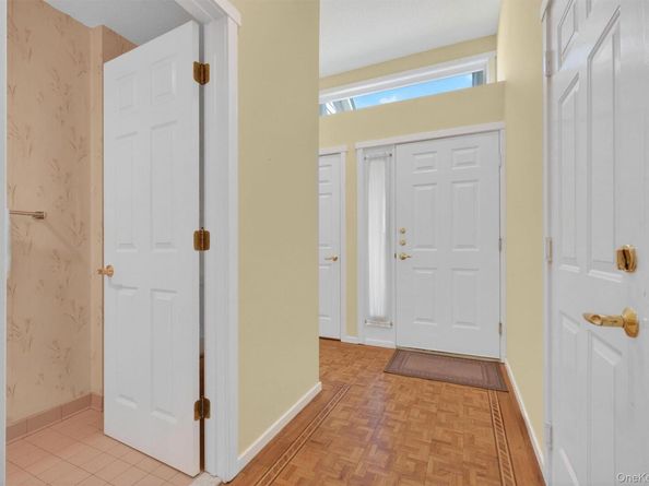 670 Heritage Hills B, Somers NY 10589