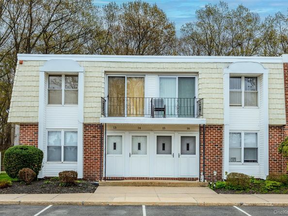 53 Rocky Point Yaphank Road 13, Rocky Point NY 11778