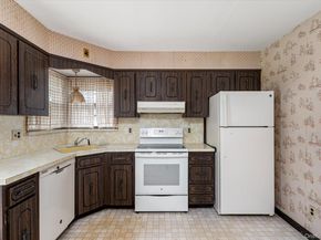 64 Arlyn Drive E, Massapequa NY 11758