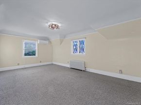 16 Kenilworth Road, Mineola NY 11501