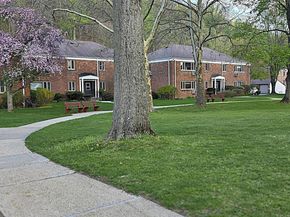 54 Lawrence Drive D, White Plains NY 10603