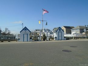 12 North Boulevard, East Rockaway NY 11518