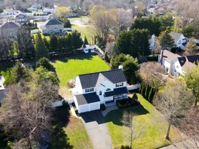 21 Tollgate Drive, East Northport NY 11731