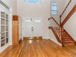 21 Tollgate Drive, East Northport NY 11731
