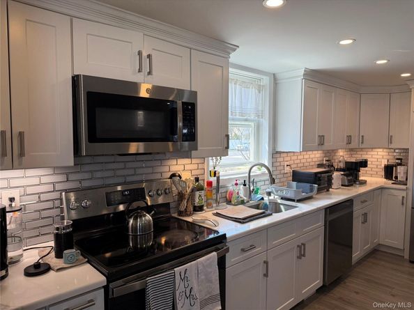 12 Carlton Drive, Massapequa NY 11758