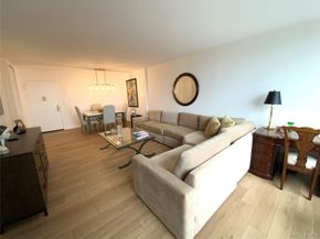 27010 Grand Central Parkway 3R, Floral Park NY 11005